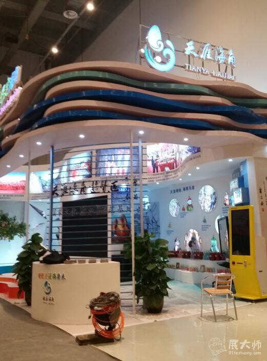璀璨的展臺遠(yuǎn)看都是焦點(diǎn)