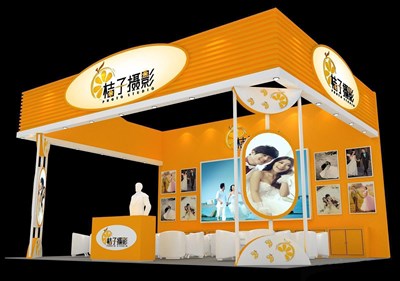 48平米展臺(tái)設(shè)計(jì)制作：三面開口/現(xiàn)代/木質(zhì)結(jié)構(gòu)/橙色，為婚博會(huì)展商而作（免費(fèi)使用）